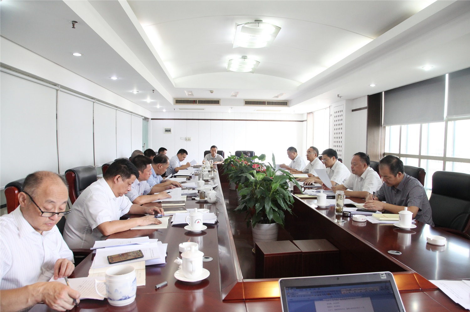 20200803118070.jpg 第七次中心组学习IMG_3015_副本.jpg